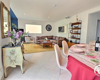 La maison de chris - Theix-Noyalo - Dining room