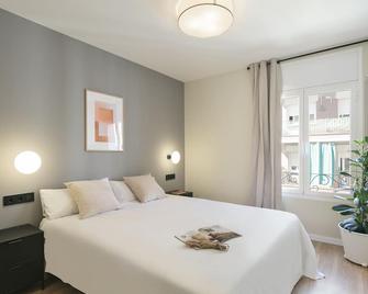 Wow Apartments By Olala Homes - L'Hospitalet de Llobregat - Bedroom