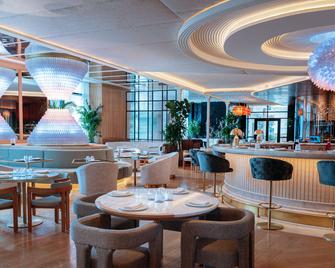 Waldorf Astoria Doha West Bay - דוחה - מסעדה