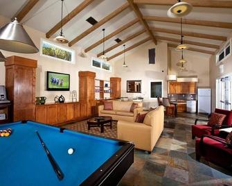 Winners Circle Resort - Solana Beach