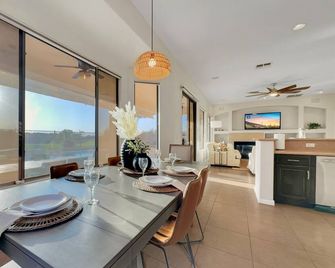Golf Views, Heated Pool 30 night min. Seville. - Queen Creek - Comedor