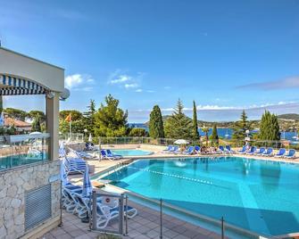 Village Club Les Mas De L'esterel - Agay - Piscine
