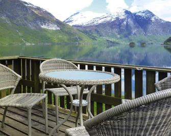 Holiday Home Stryn III - Stryn - Balcony