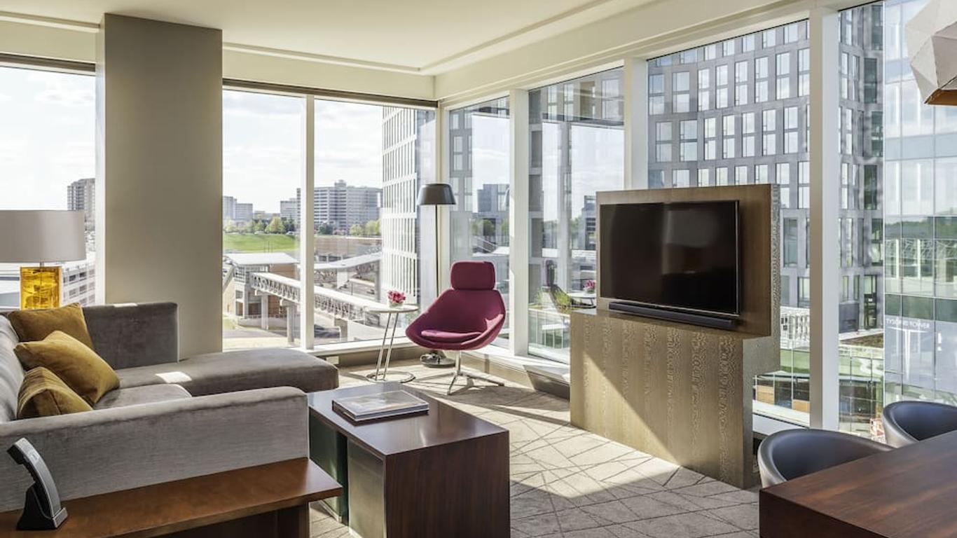 Hyatt Regency Tysons Corner Center