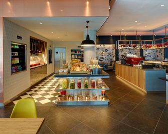 citizenM Paris La Defense - פוטאו - בר