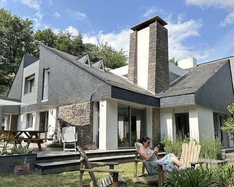 La Maison de l Orbière - Entrammes - Gebouw