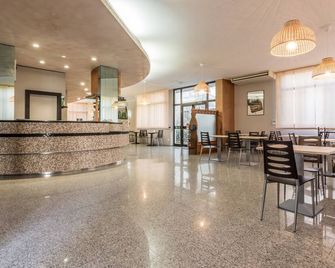 Hotel Maris - Sala Baganza - Lobby