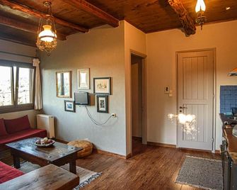 Oikies Katogi - Pramanta