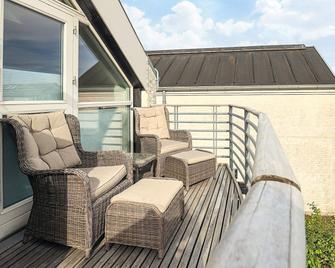 5 star holiday home in Køge - Køge - Balcony