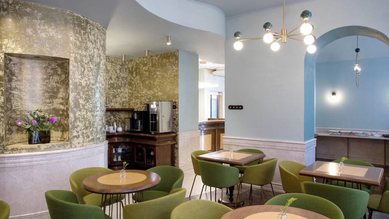 Hotel Venezia by Zeus International