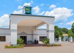 Quality Inn - Carthage - Gebouw