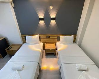 Deta Port Hotel - Бандирма - Спальня