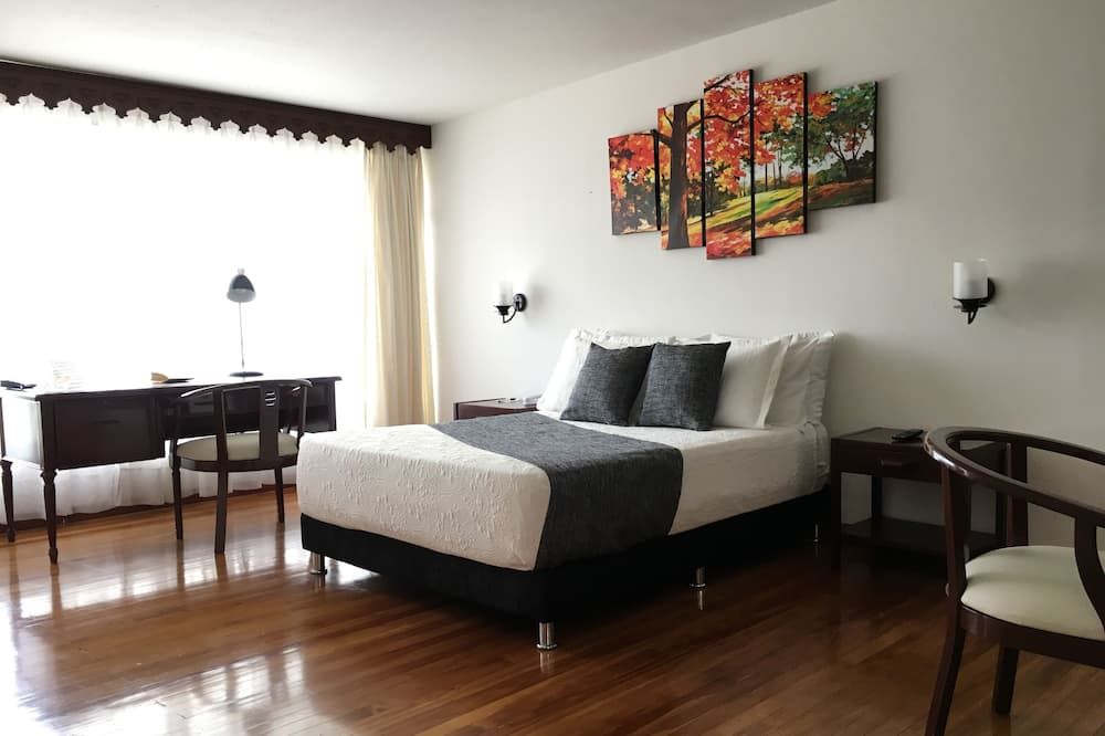 Regine's Manizales By Hoteles Confort 80 - Manizales - Bedroom