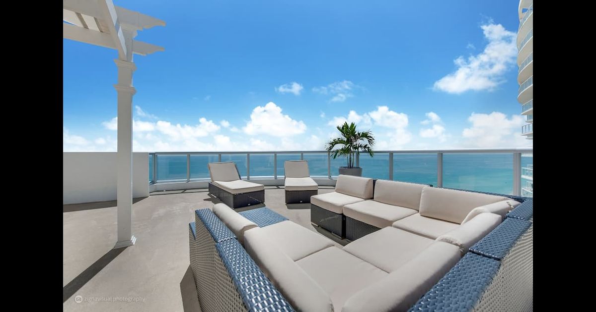 Photo inspiration: Visual Reference: Private Ocean Condos At Marenas Beach In Sunny Isles Beach
