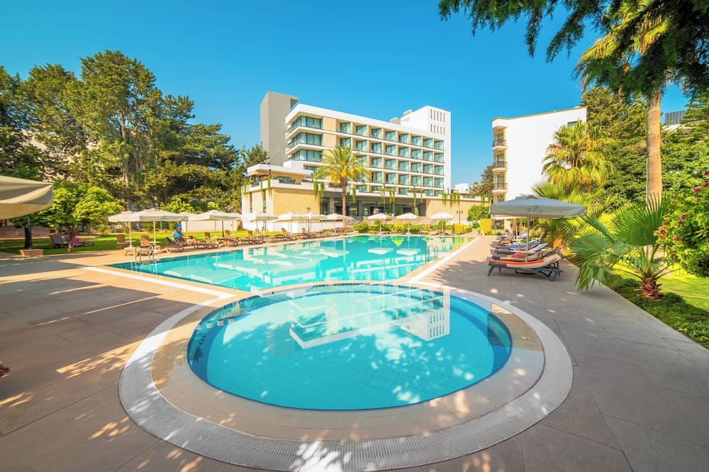 هوتل بيا بيلا