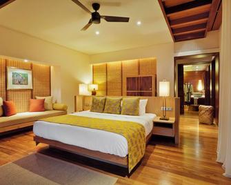 Le Jadis Beach Resort & Wellness - Balaclava - Bedroom