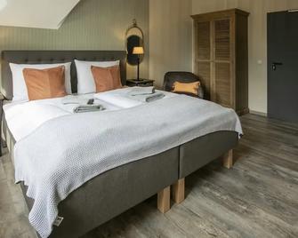 Himmelreich im Schlosshotel Braunfels - Braunfels - Bedroom