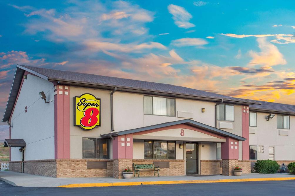 Super 8 By Wyndham Winnemucca Nv 75 9 4 Winnemucca Hotel