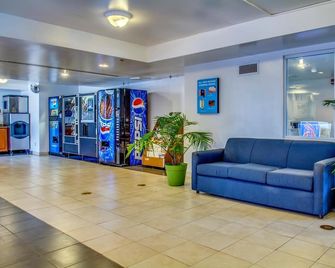 Motel 6 Buffalo Ny Airport Williamsville - Williamsville - Lobby