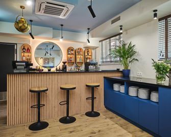 Halo Toruń - Toruń - Bar