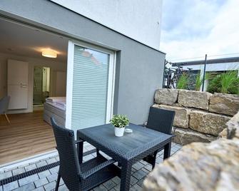 Modernes Apartment Liobablick Nr. 5 - FeWo in Fulda/Petersberg - Petersberg - Balcón