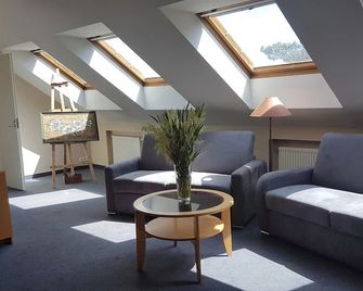 بيركونو ناماي - كاوناس - غرفة معيشة