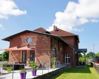 Urlaubsbahnhof - 'Güterboden' - Putbus - Gebäude