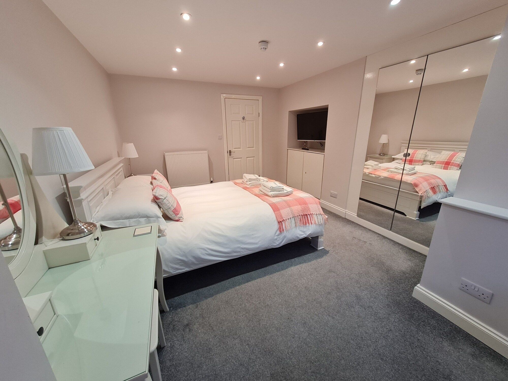 Kimberley House - וויטבי - חדר שינה