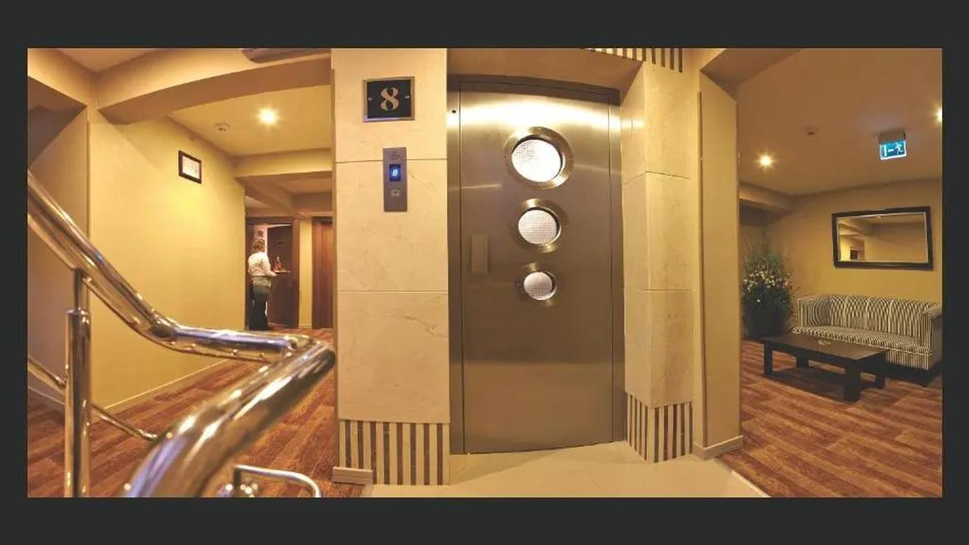 Susuzlu Hotel