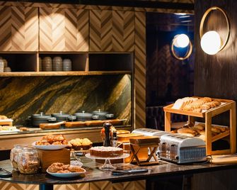 麒麟商務會館 - 巴塞隆拿 - 巴塞羅那 - 自助餐