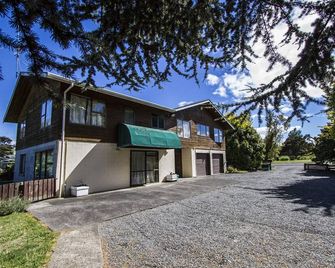 Riverbed Lodge - Lake Taupo Home - Kuratau - Building
