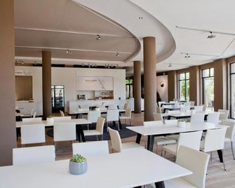 Legend Golf & Safari Resort - Mookgophong - Restaurant
