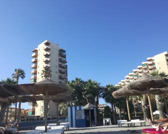 Las Gondolas, primer linea, padel, tennis, garden - Almuñécar - Gebouw