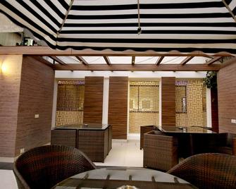 The Prime Balaji Deluxe @ New Delhi Railway Station Hotel - ניו דלהי - לובי