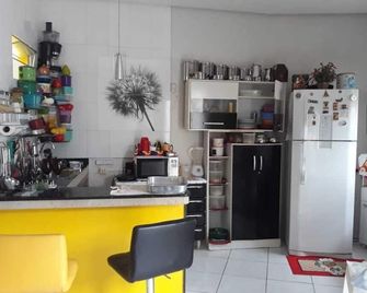 Great house for season, great location - Santarém - Cuisine