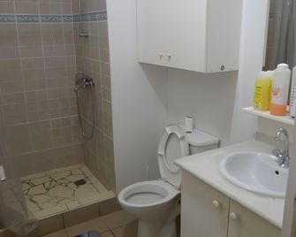 Fare Arearea Sweet Studio - Papeete - Baño