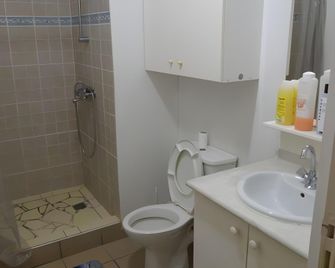 Fare Arearea Sweet Studio - Papeete - Baño