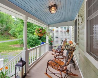 Charming Manheim Cottage With On-Site An - Manheim - Varanda