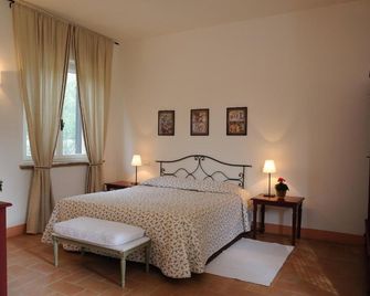 Agriturismo Tenuta Conti Faina - Fratta Todina - Bedroom