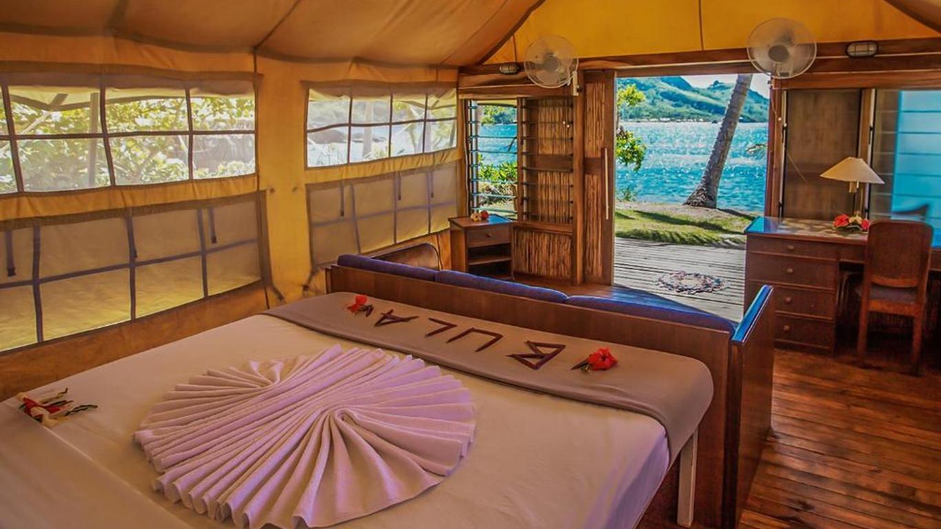 Barefoot Kuata Island Resort