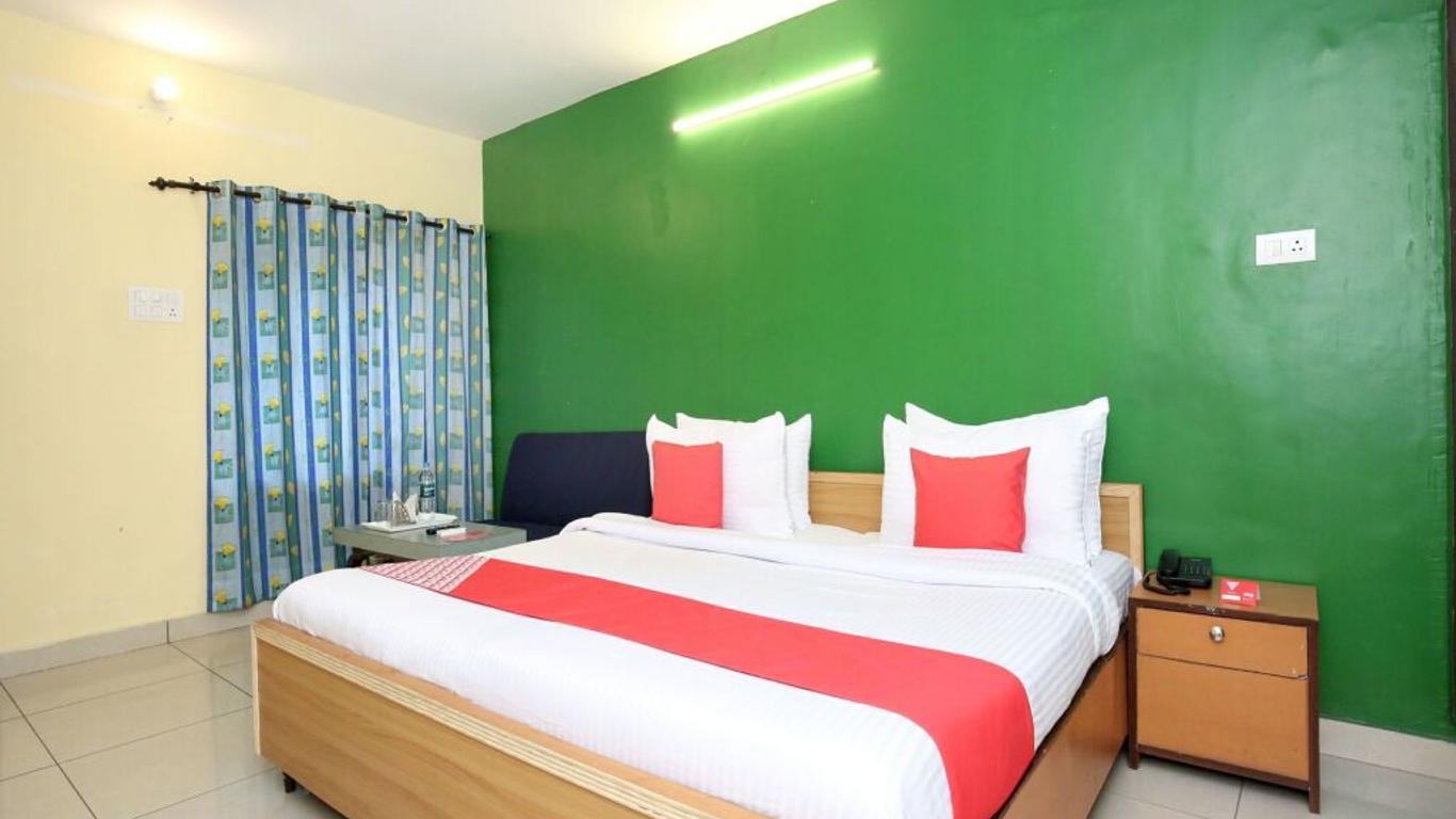 Hotel O Rajmahal