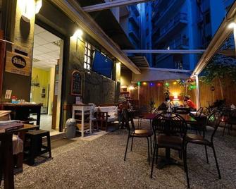 Rentrooms Thessaloniki - Thessaloniki - Restaurant