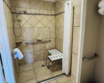 Oak Grove Inn - Branson