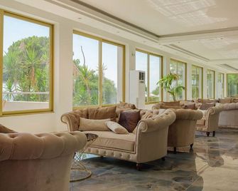 Ninos Grand Beach Hotel & Resort - Preveza - Lounge