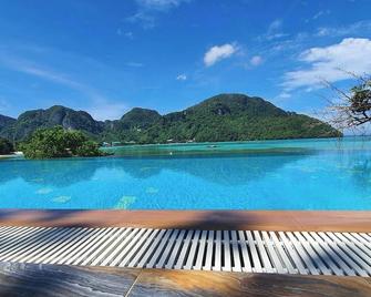 Phi Phi View Point Resort - Ko Phi Phi - Pool