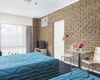 Marion Motel And Apartments - Adelaide - Bedroom