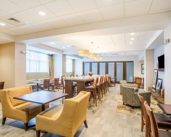 Hampton Inn Voorhees - Voorhees - Restaurante