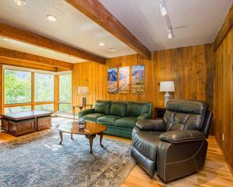 Palmer House - Glenwood Springs - Living room