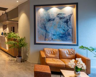 Sure Hotel by Best Western Hilden-Düsseldorf - Hilden - Lobby