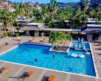 Family friendly condo located in Pineapple Village. - Saint Thomas Island - Piscina